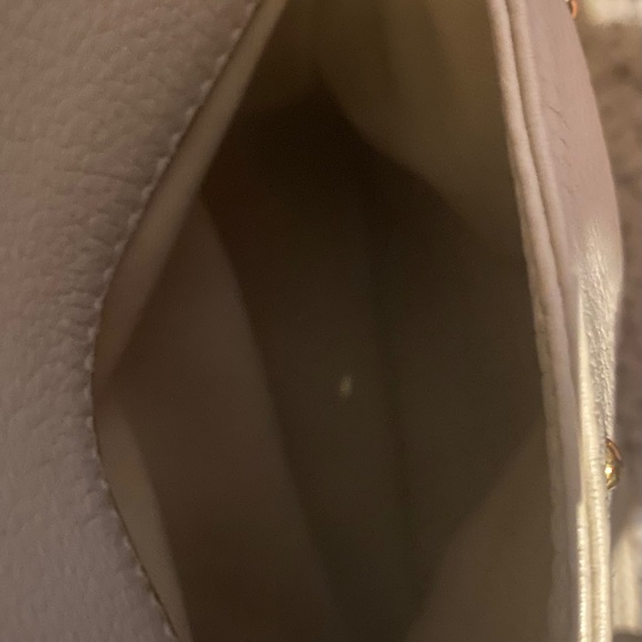 Chloe Large Tote with Secret Compartment - Picture 4 of 7